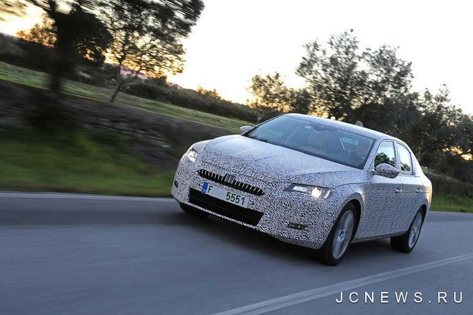 Skoda      Superb